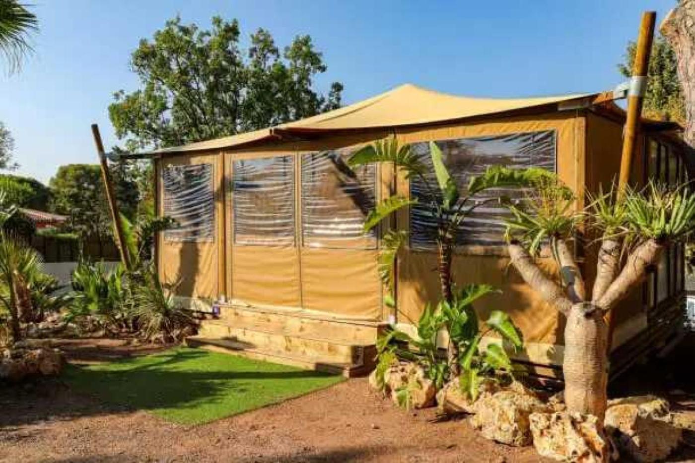 Camping 3 Etoiles - Piscine - Cca0gcg